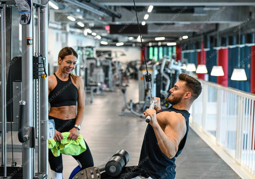 Koronavírus - Debrecen - Nyitva a fitneszközpont 