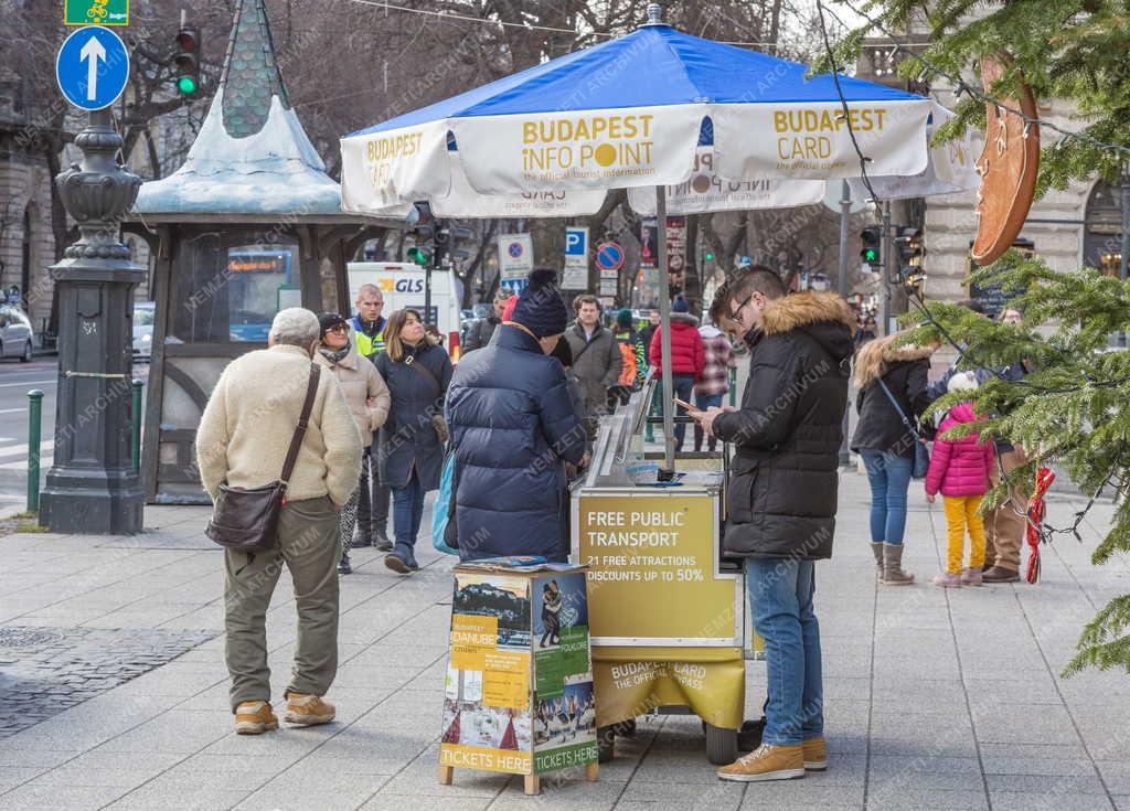 Turizmus - Budapest - Info point