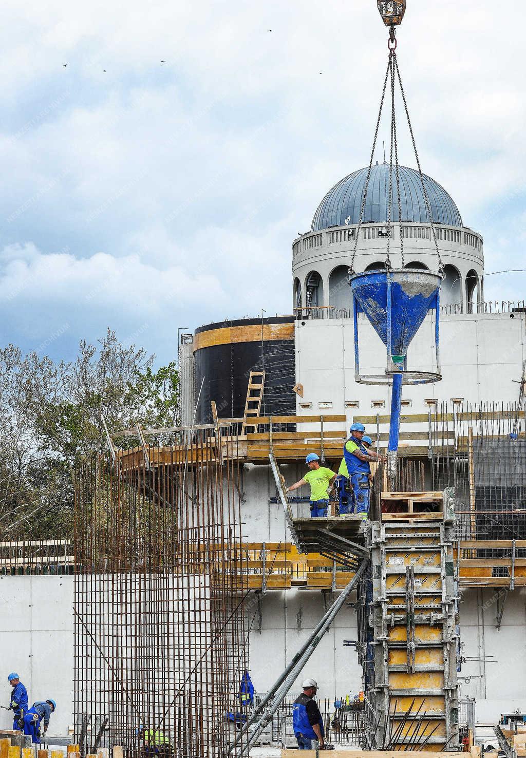 Építőipar - Debrecen - Nagyerdei Strand 