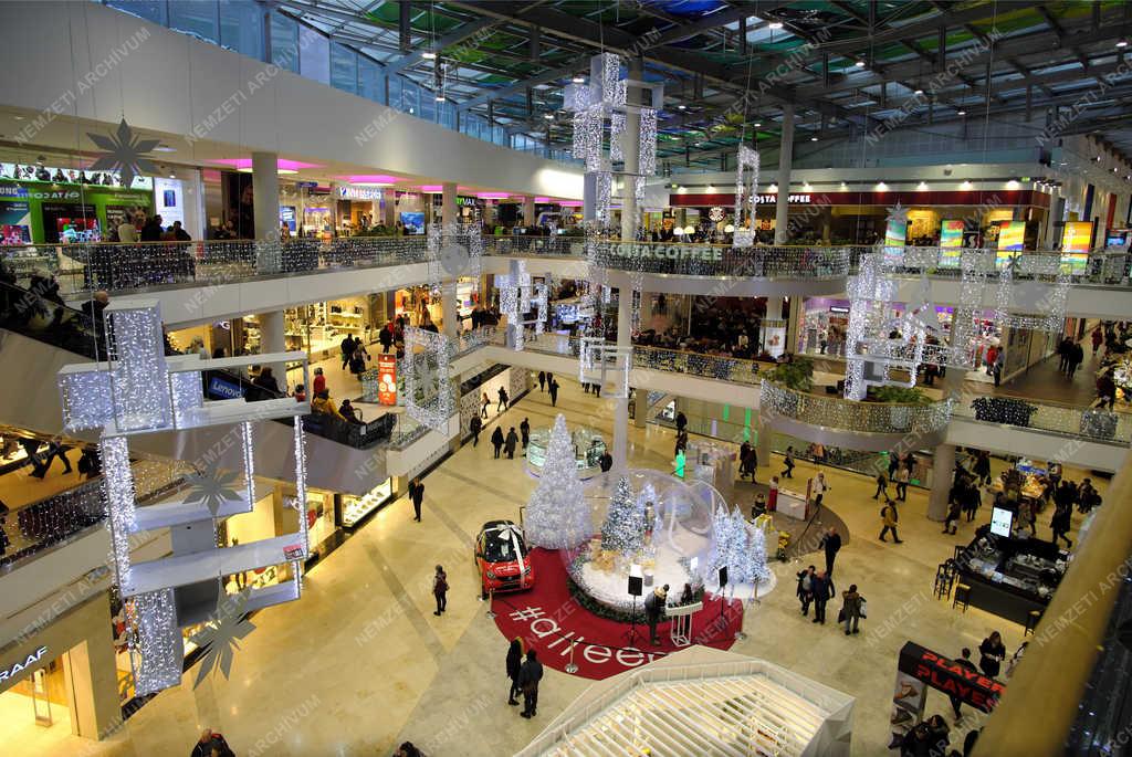 Kereskedelem - Budapest - Allee bevásárlóközpont