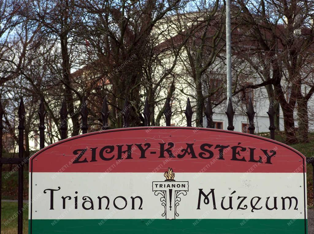 Épületfotó - Várpalota - A Trianon Múzeum 