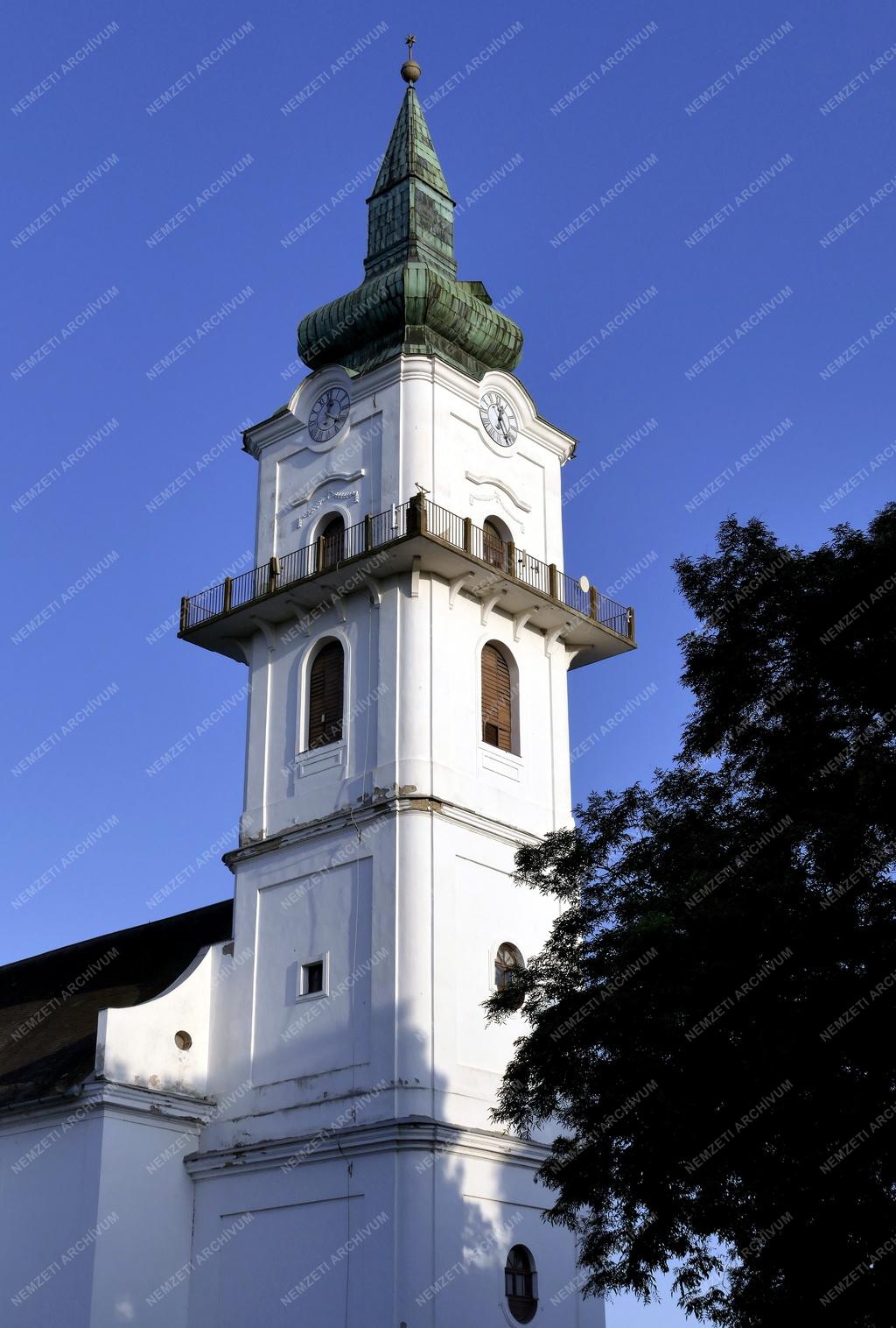 Építészet - Szeghalom - Református templom
