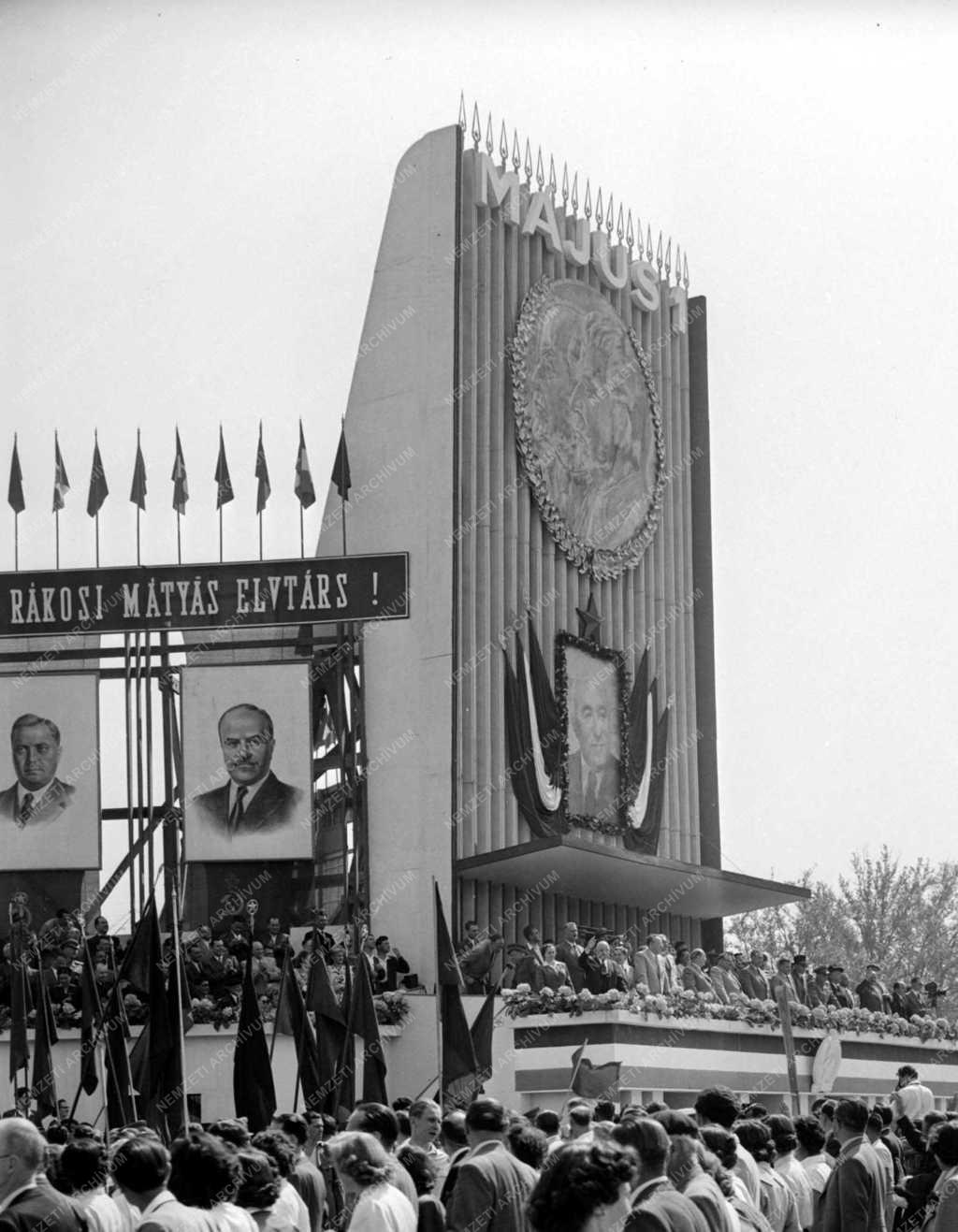 Belpolitika - Ünnep - Május elseje