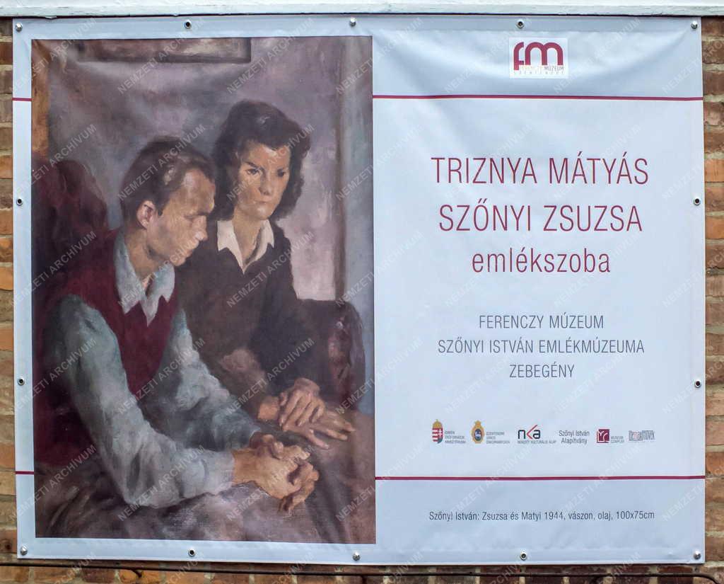 Kultúra - Zebegény - Emlékszoba hirdetőtáblája