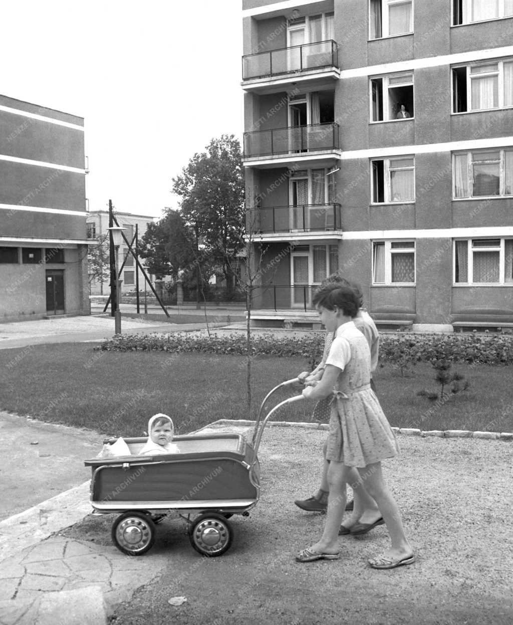 Városkép - Életkép - Budapest - Pesterzsébet