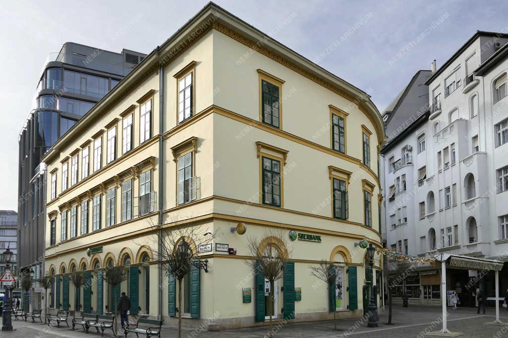 Városkép - Budapest - A Fehérhajó utca műemlék épülete