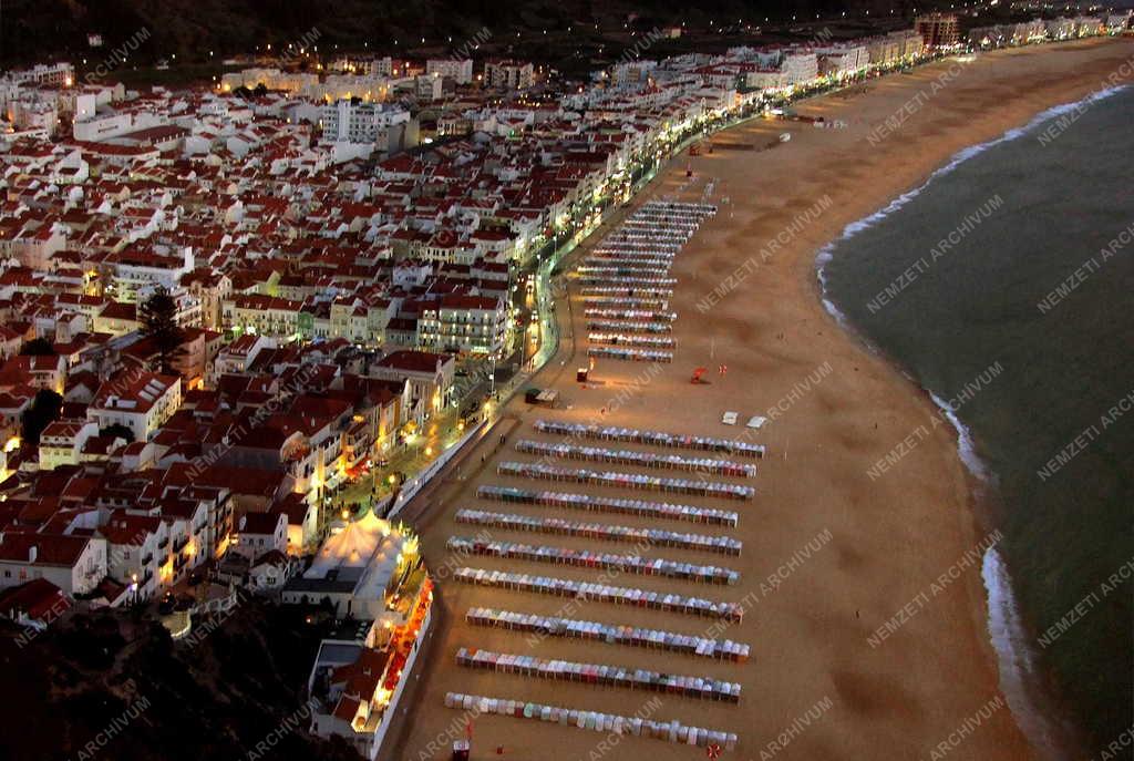 Portugália - Nazaré - Óceánparti strand