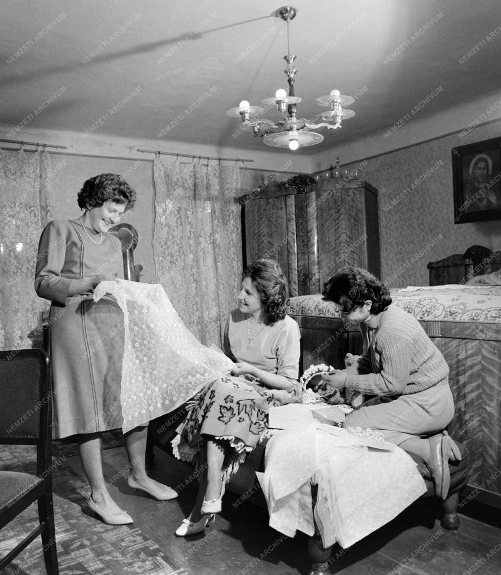 Mezőgazdaság - Zalavári Új Idők Termelőszövetkezet