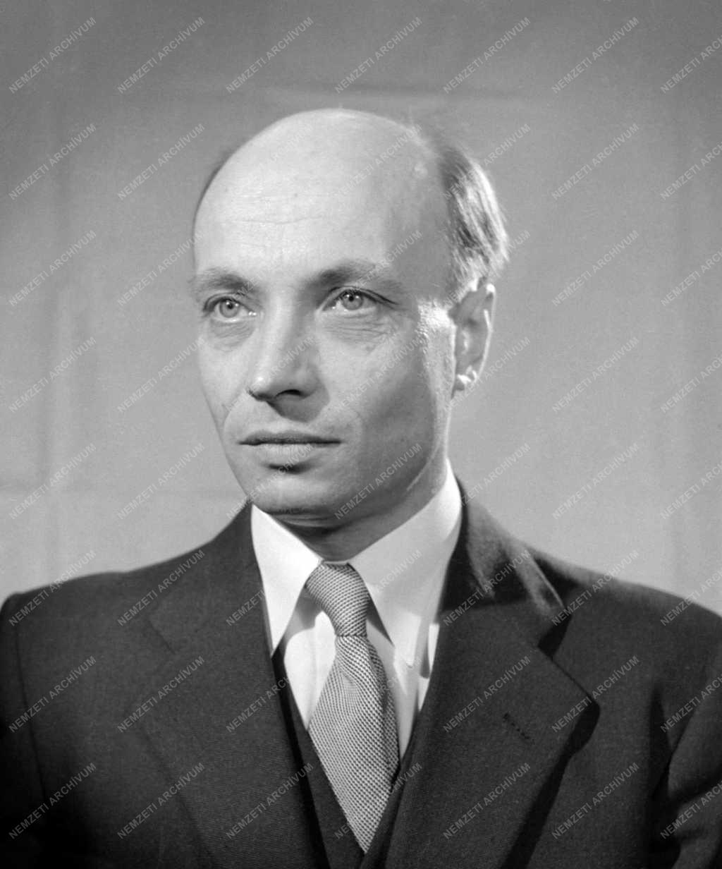 Kossuth-díjasok - Dombai Tibor