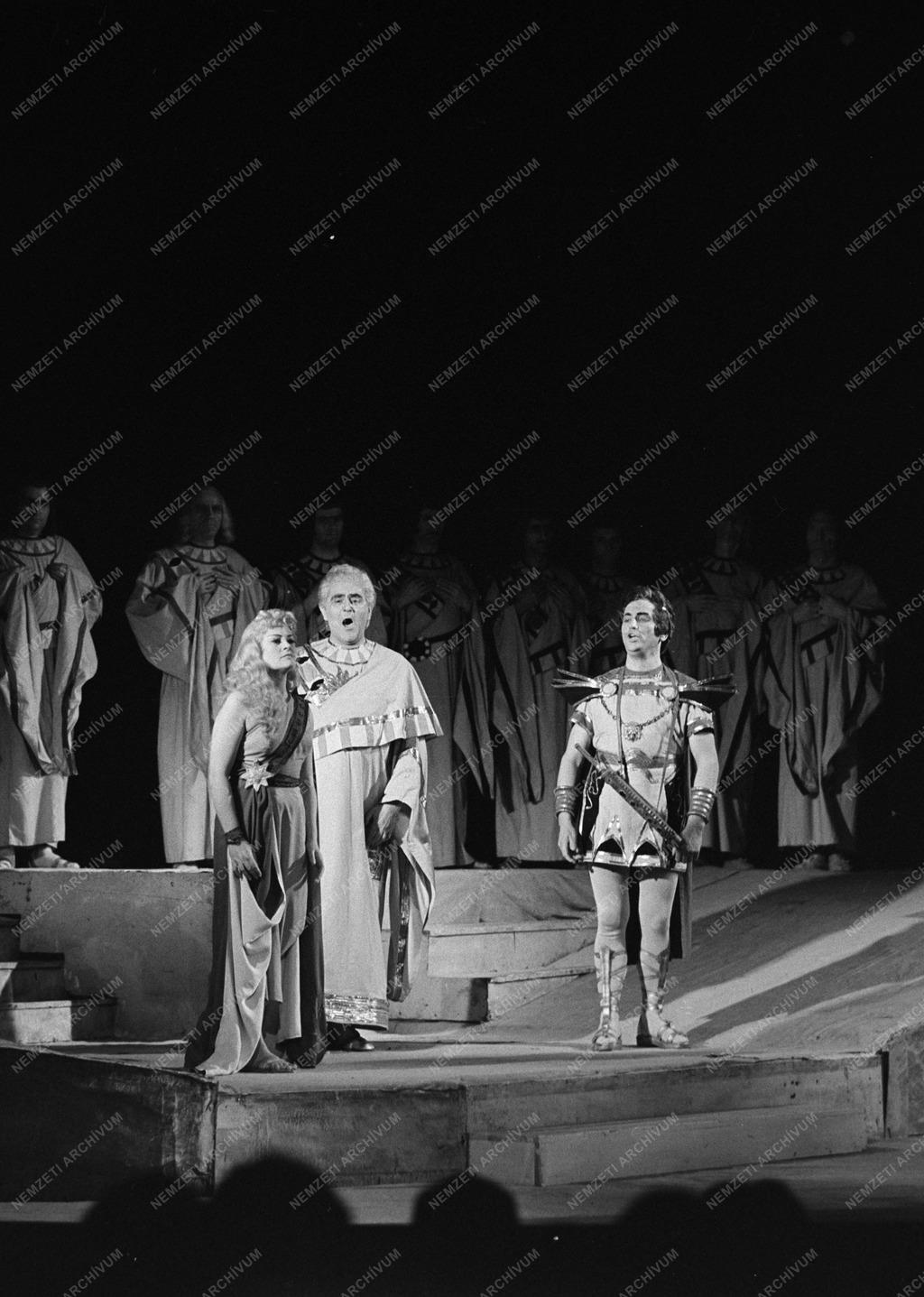 Opera - Ernster Dezső vendégszereplése Miskolcon