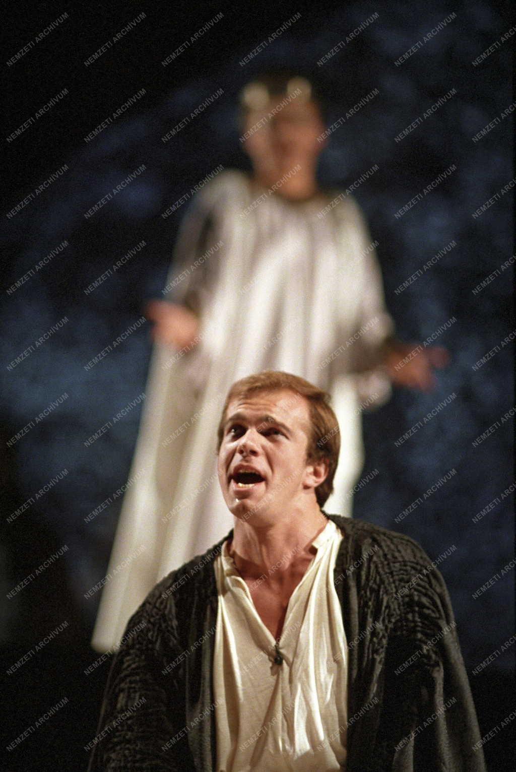 Kultúra - Színház - Szörényi-Bródy: István, a király