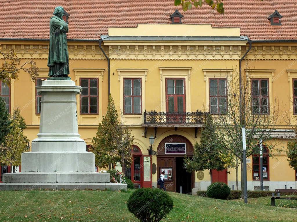 Városkép - Szeged - A Dugonics téri Vajda-ház