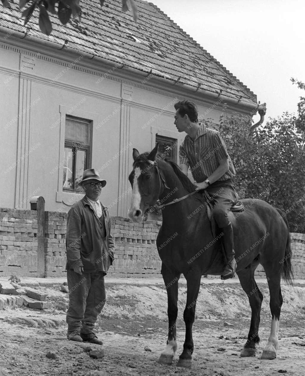 Egészségügy - Körzeti orvos lóháton