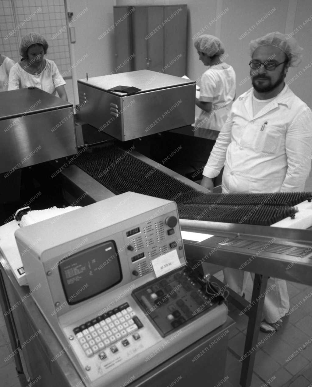 Gyógyszeripar - A Chinoin új injekció üzeme