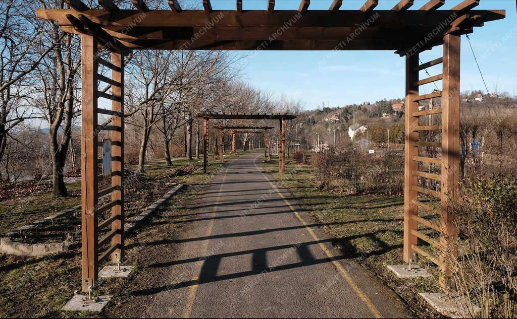 Tájkép - Zebegény