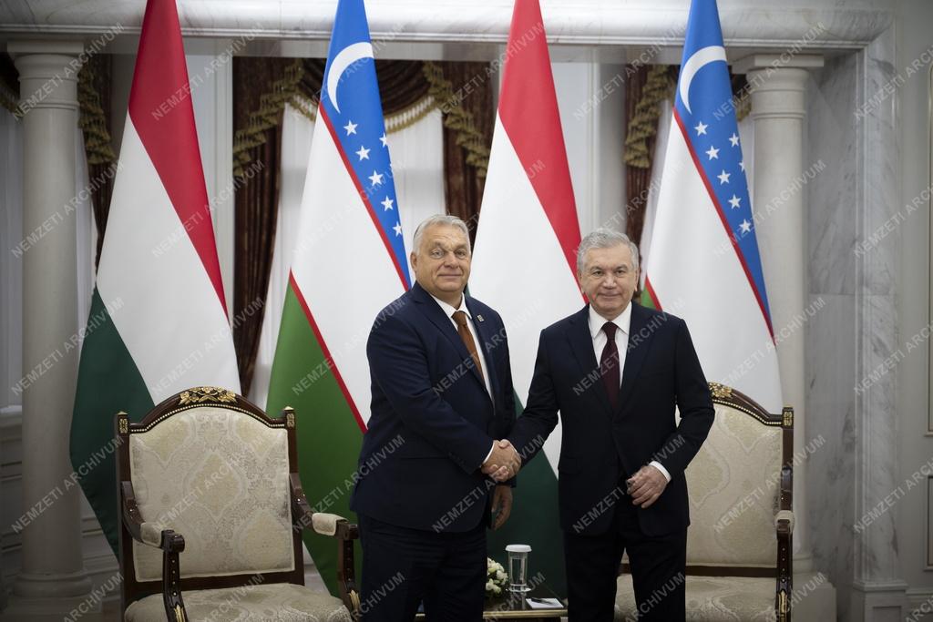 Orbán Viktor Kirgizisztánban