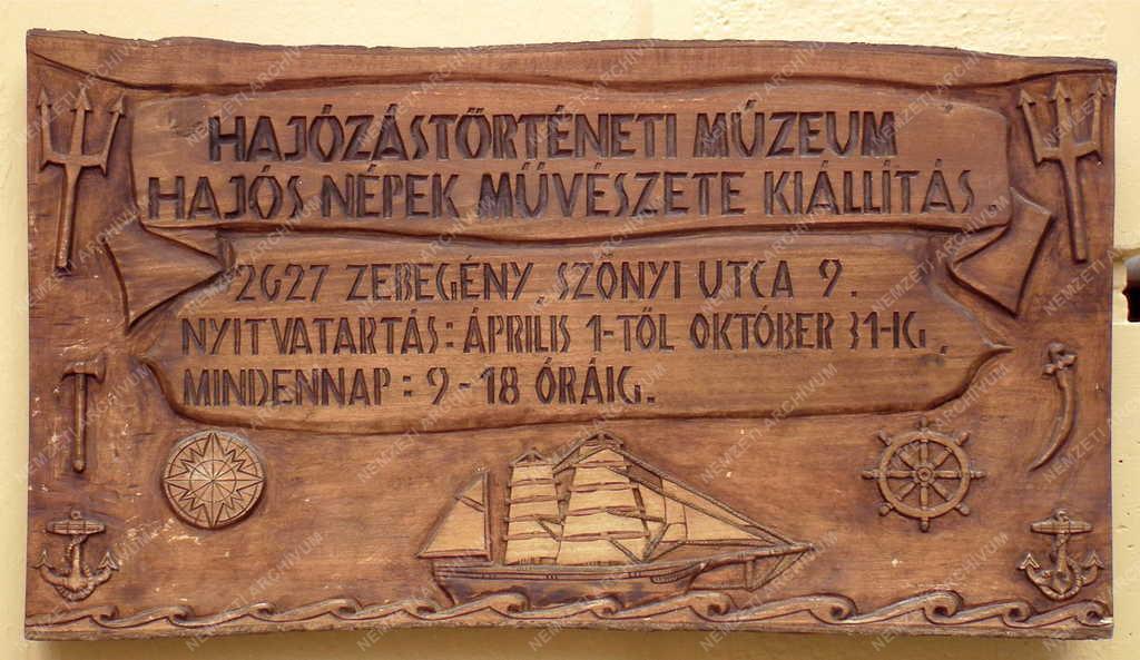 Tárgy - Zebegény - Névtábla