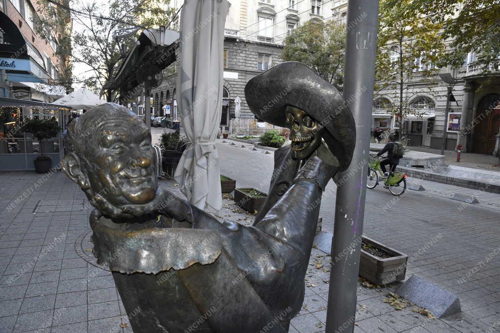 Városkép - Budapest - Nagymező utca a pesti Broadway