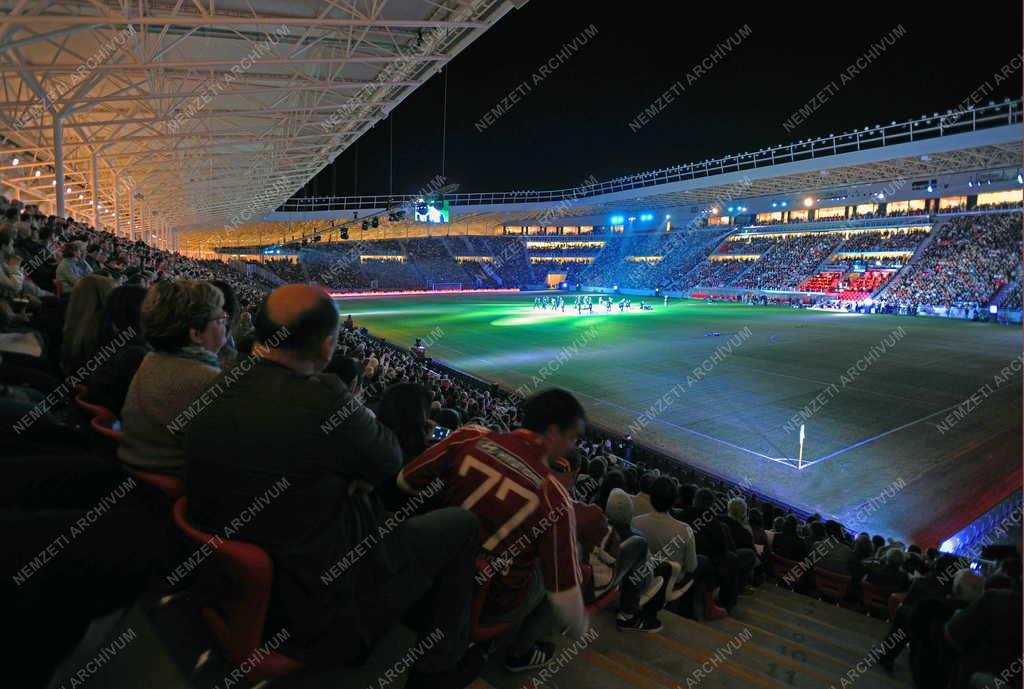 Sportlétesítmény - Debrecen - Felavatták a Nagyerdei Stadiont