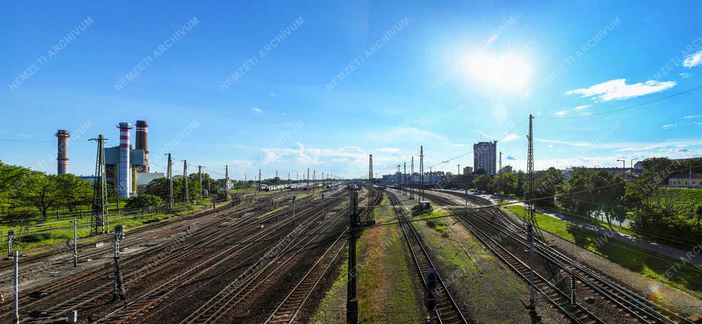 Vasúti közlekedés - Debrecen - Vasútállomás