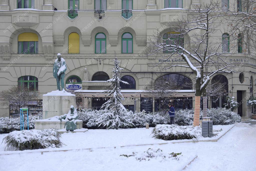 Köztéri szobor - Budapest - Gárdonyi Géza