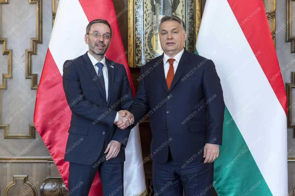 Orbán Viktor fogadta az osztrák belügyminisztert