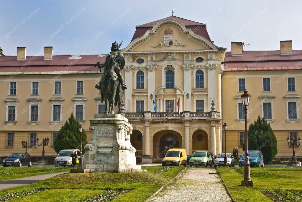 Oktatási létesítmény - Gödöllő - Szent István Egyetem 