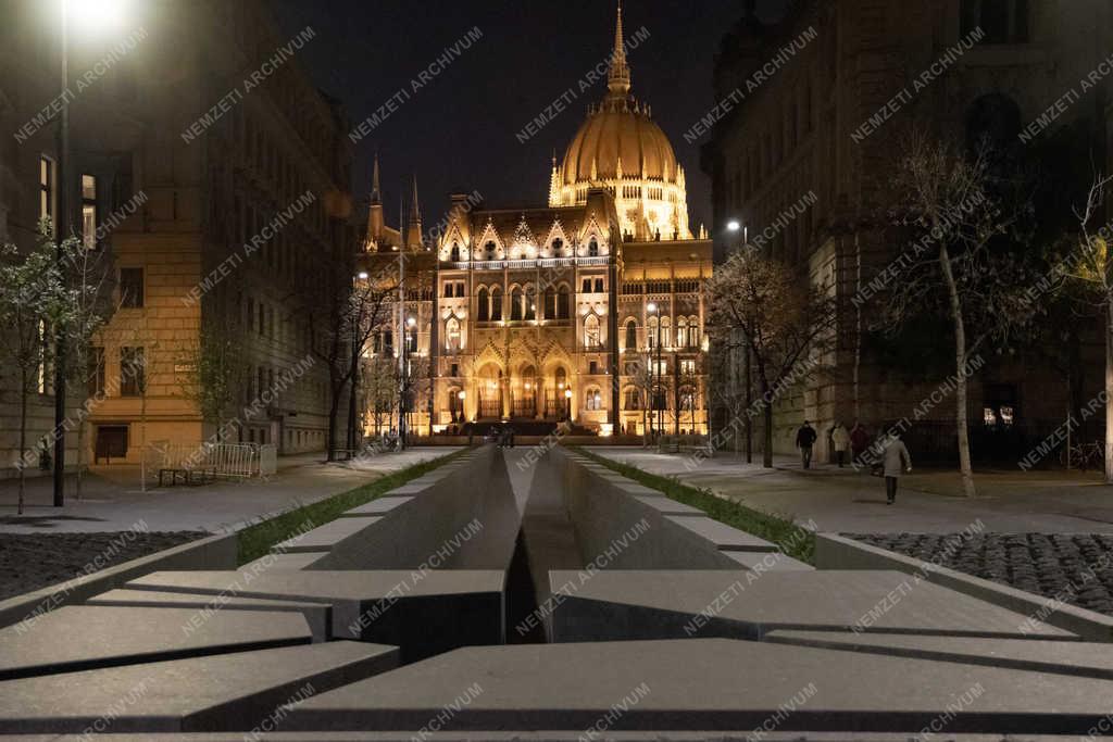 Városkép - Budapest - Az Összetartozás emlékhelye