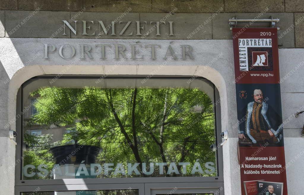 Kultúra - Budapest -  Nemzeti Portrétár Alapítvány galériája