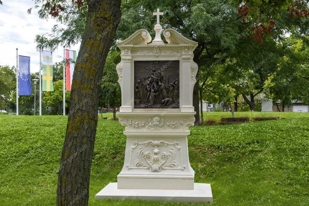 Emlékmű - Budapest - A keresztút stációi a Golgota téren