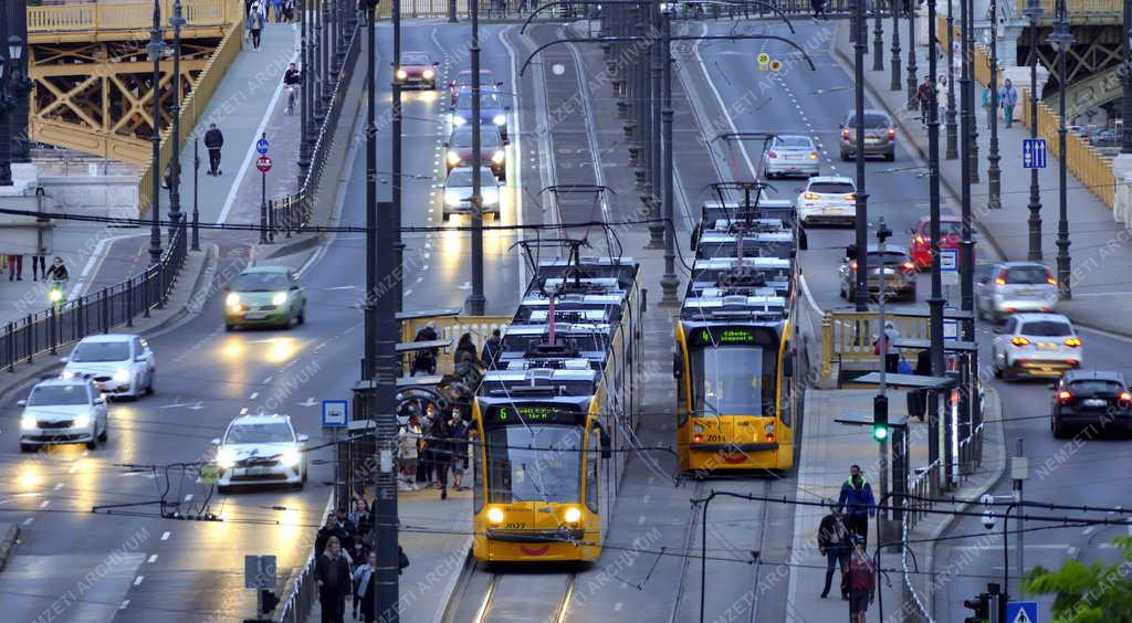 Városkép - Budapest - Margit híd