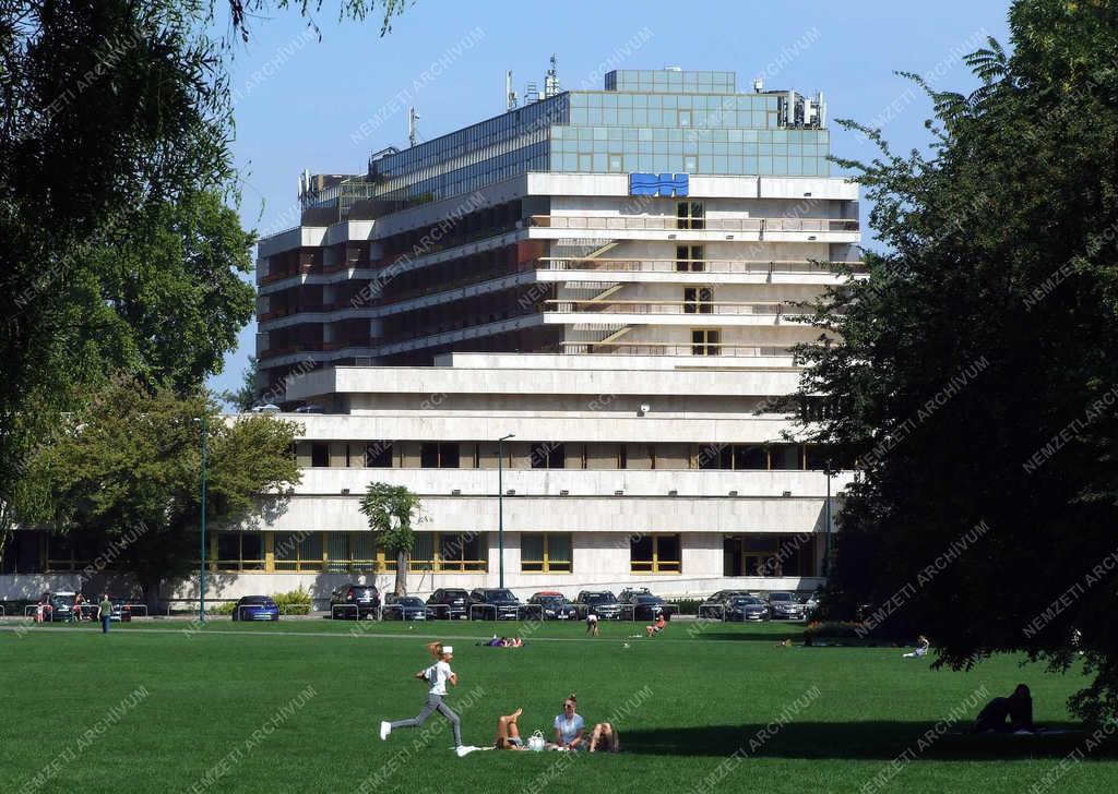 Városkép - Budapest - A margitszigeti gyógyszálló