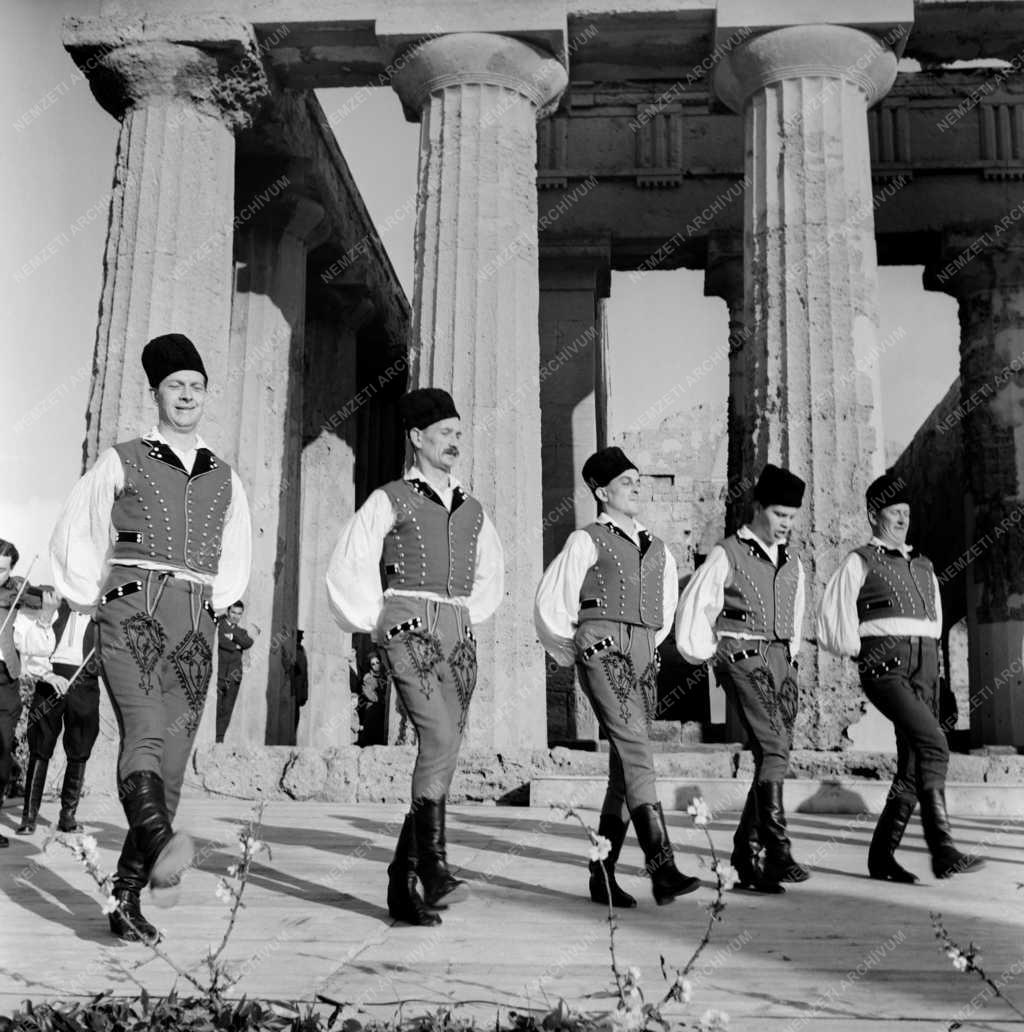 Olaszország - Szicília - Agrigento - Virágzó Mandulák Ünnepe