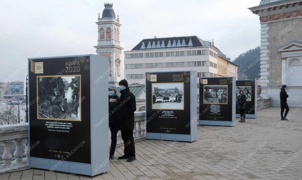 Kultúra - Budapest - Szabadtéri Adventi Naptár fotókiállítás