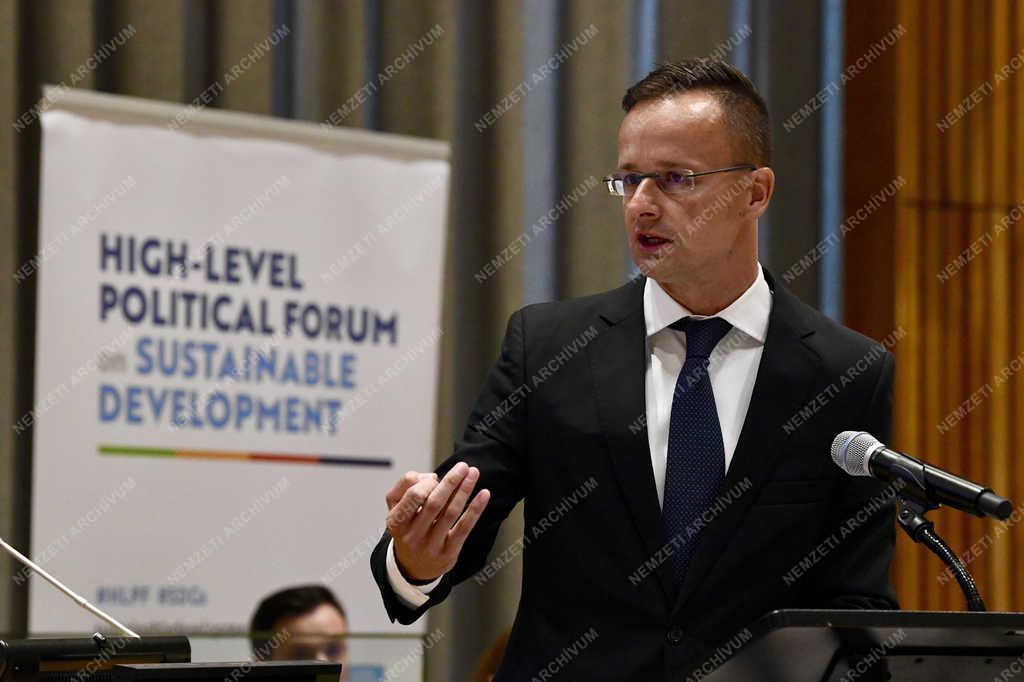 Szijjártó Péter New York-ban