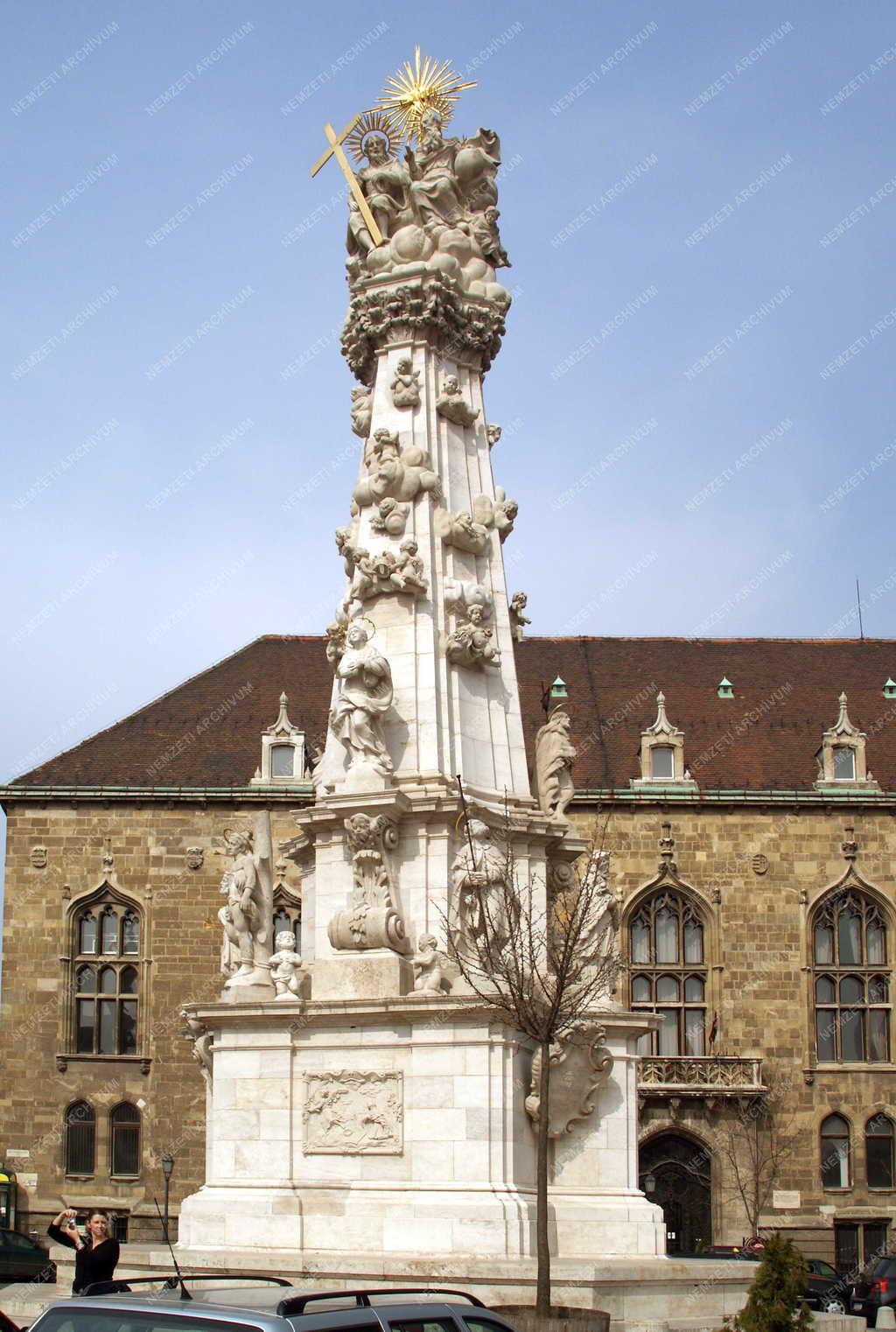 Budapest - Várnegyed - Szentháromság szobor