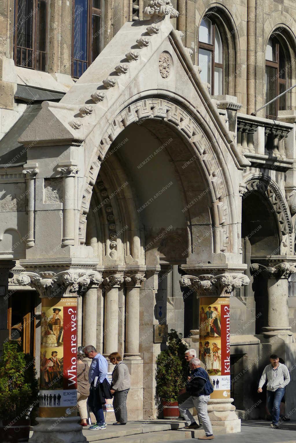 Közintézmény - Budapest - Az Országos Levéltár