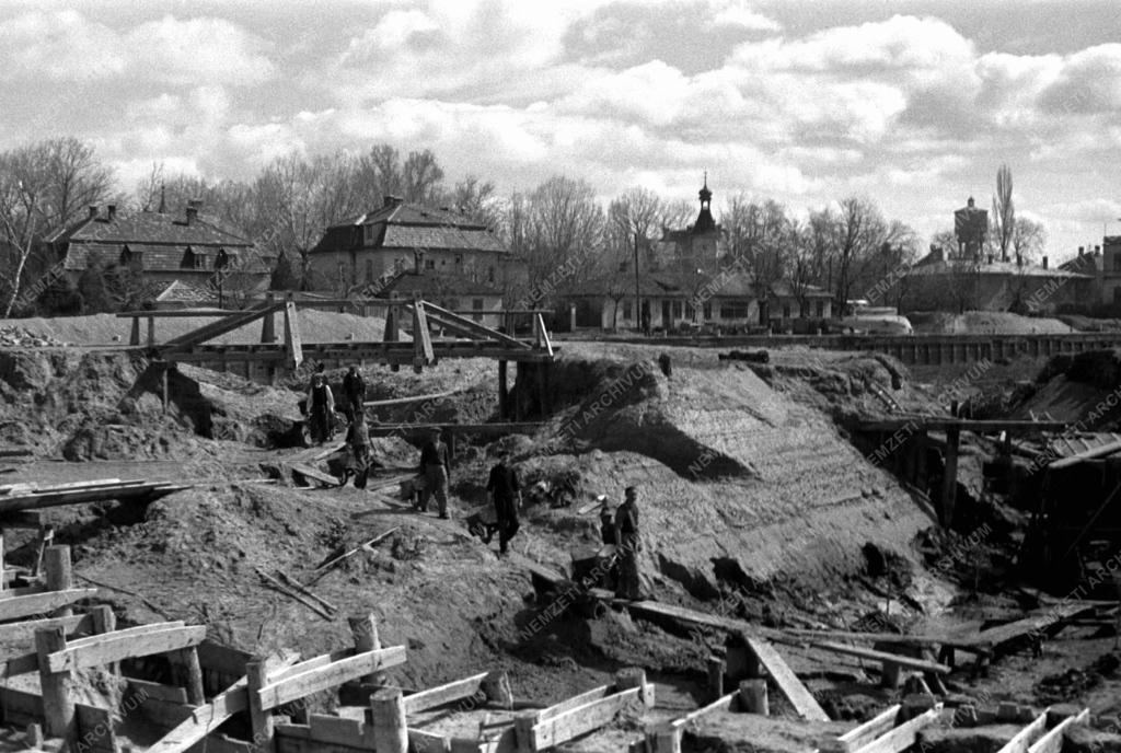 Építőipar - Közlekedés - Sió-csatorna újjáépítése