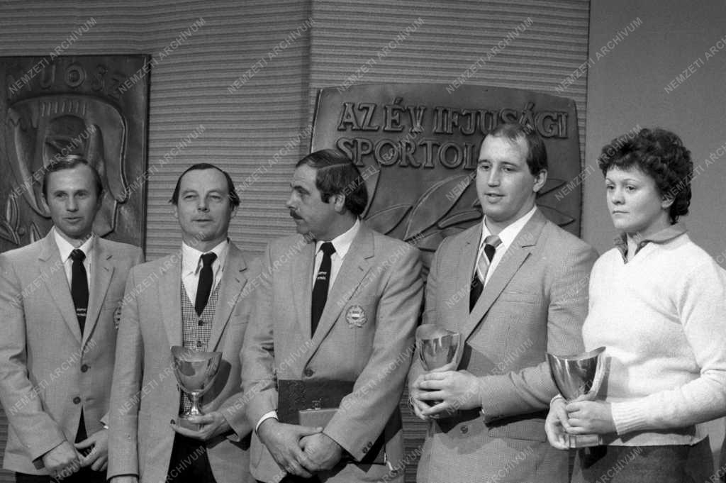 Kitüntetés - Átadták az Év sportolója díjakat