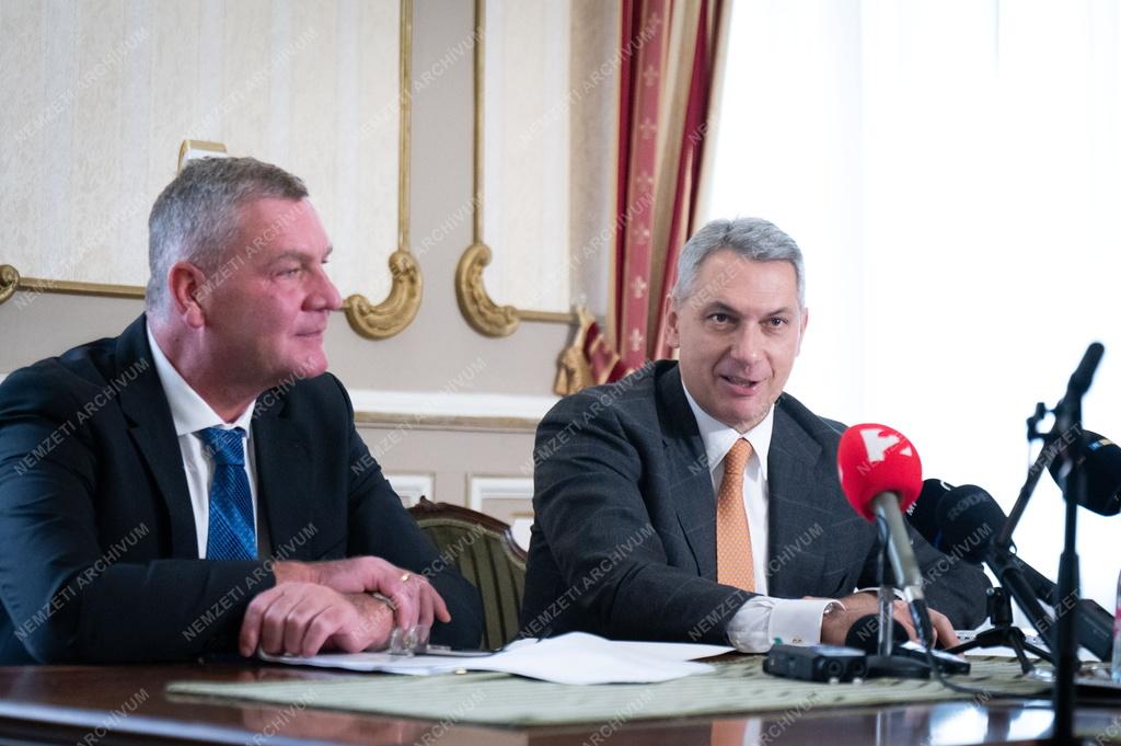 Lázár János és Botka László találkozója