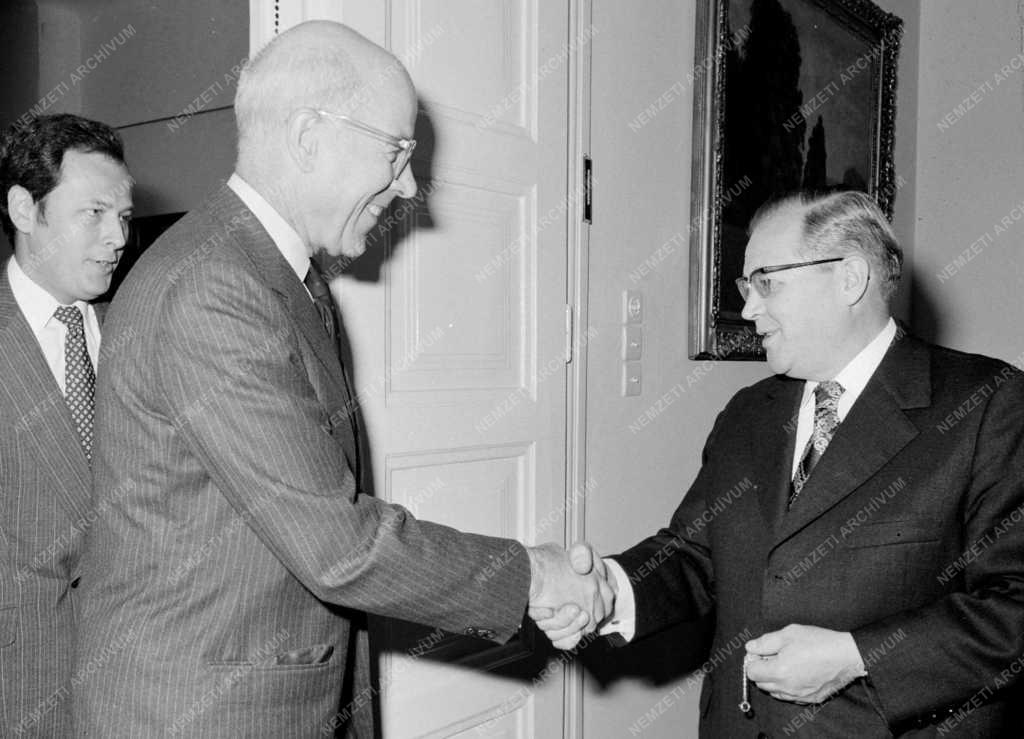 Külkapcsolat - R. G. Ingersoll amerikai politikus Magyarországon