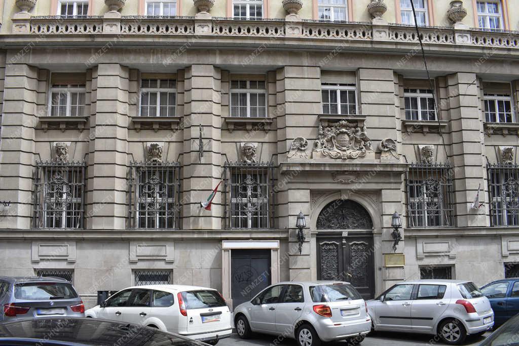 Városkép - Budapest - A BKV Rt. központja 