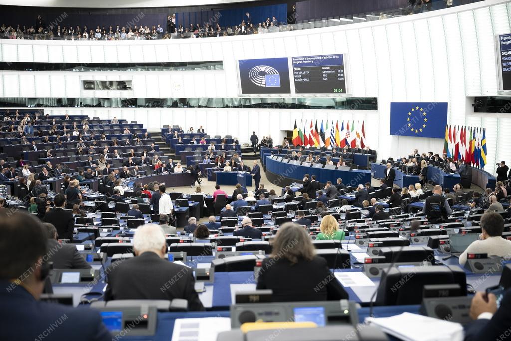 EU-elnökség - Orbán Viktor ismertette a magyar uniós elnökség programját az Európai Parlament ülésén