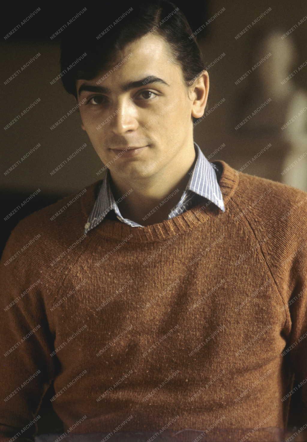 Kultúra - Mihályi Győző színész
