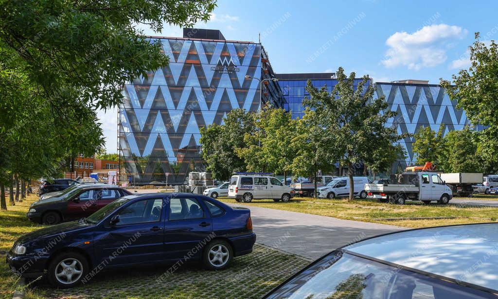 Építészet - Debrecen - Forest Offices 