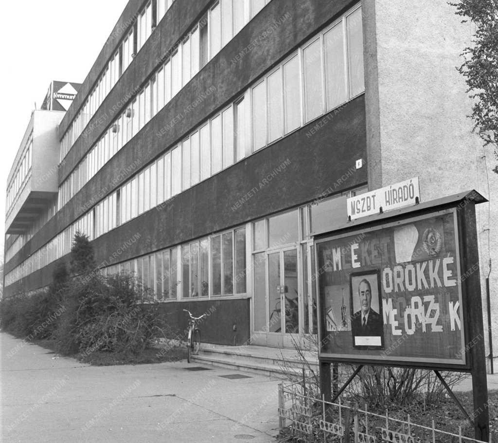 Gyász - Meghalt Leonyid Iljics Brezsnyev