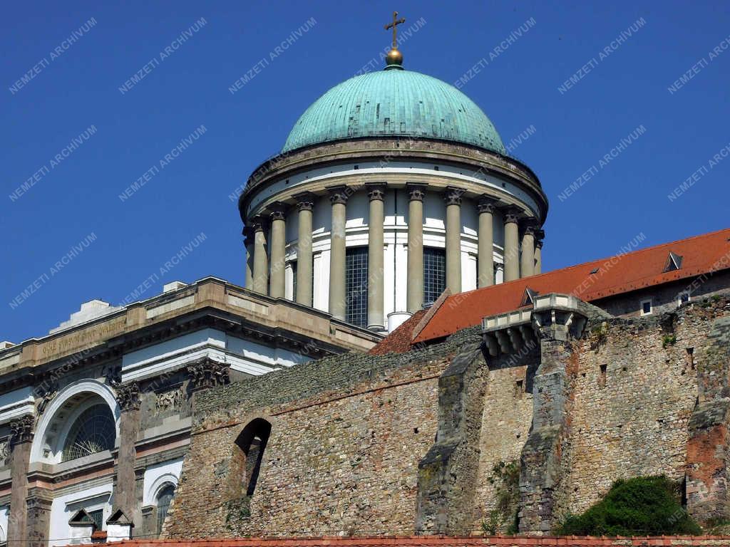 Egyházi épület - Esztergom - A bazilika 