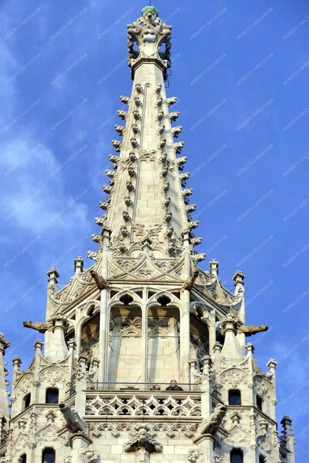 Városkép - Egyház - Budapest - Mátyás-templom a Budai Várban