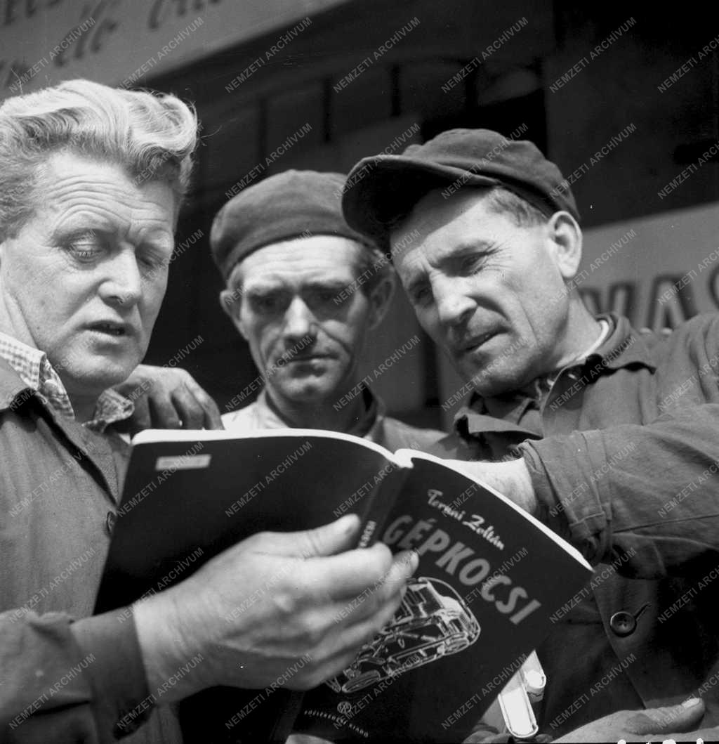 Kultúra - A könyvhéttel kapcsolatos események