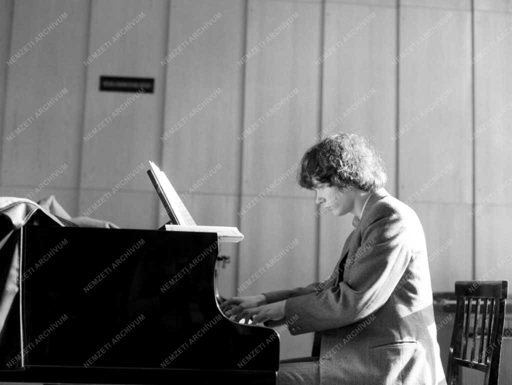 Komolyzene - Kocsis Zoltán zongoraművész